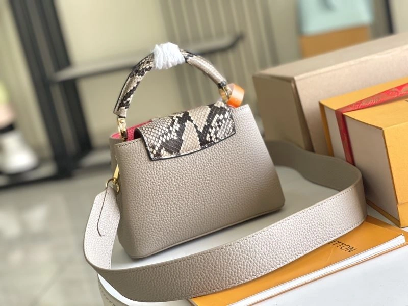 Louis Vuitton Capucines BB Bags Snug 93979