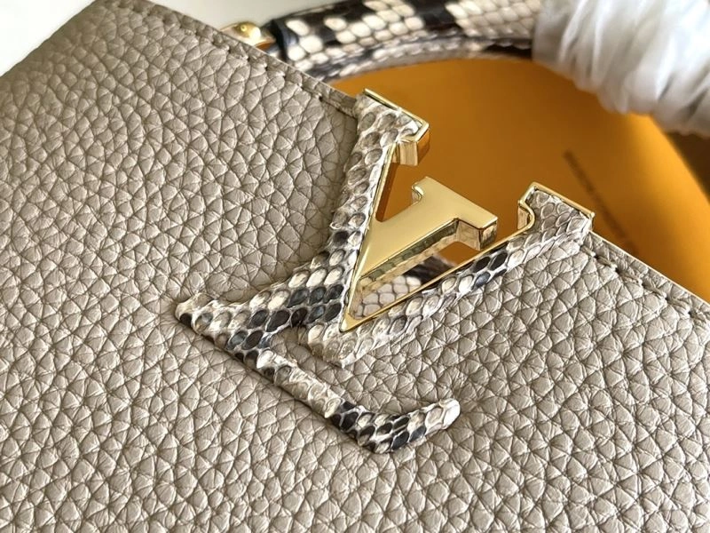 Louis Vuitton Capucines BB Bags Snug 93979