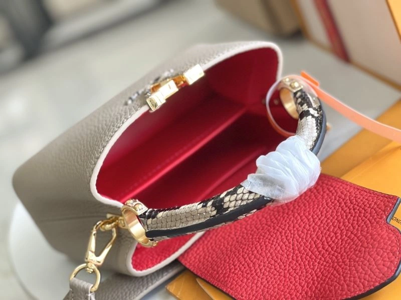 Louis Vuitton Capucines BB Bags Snug 93979