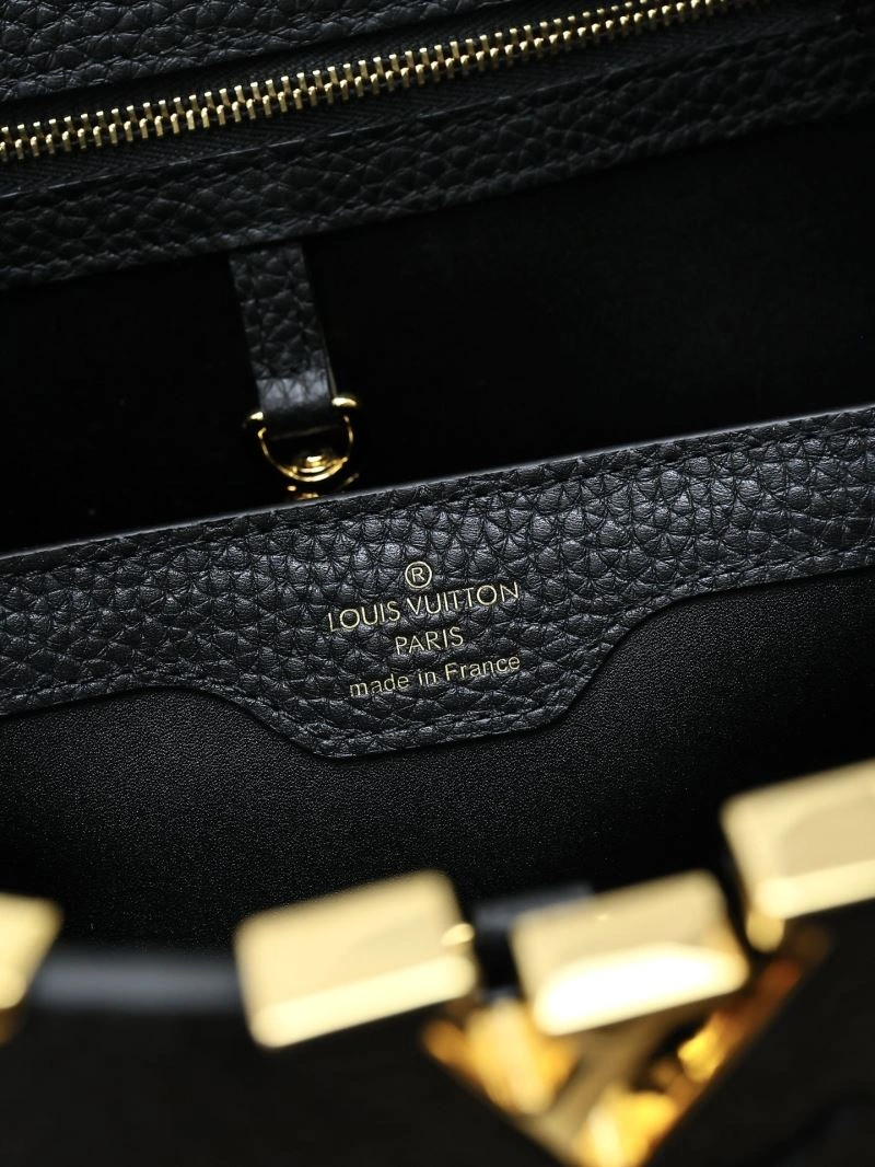 Unisex Louis Vuitton Capucines BB Bags 93867