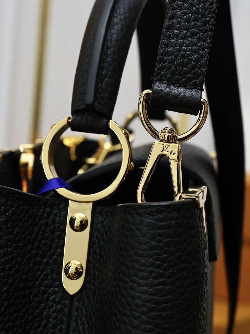 Unisex Louis Vuitton Capucines BB Bags 93867