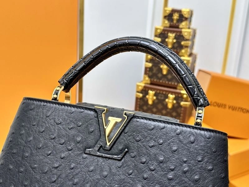 Timeless Louis Vuitton Capucines BB Bags 93881