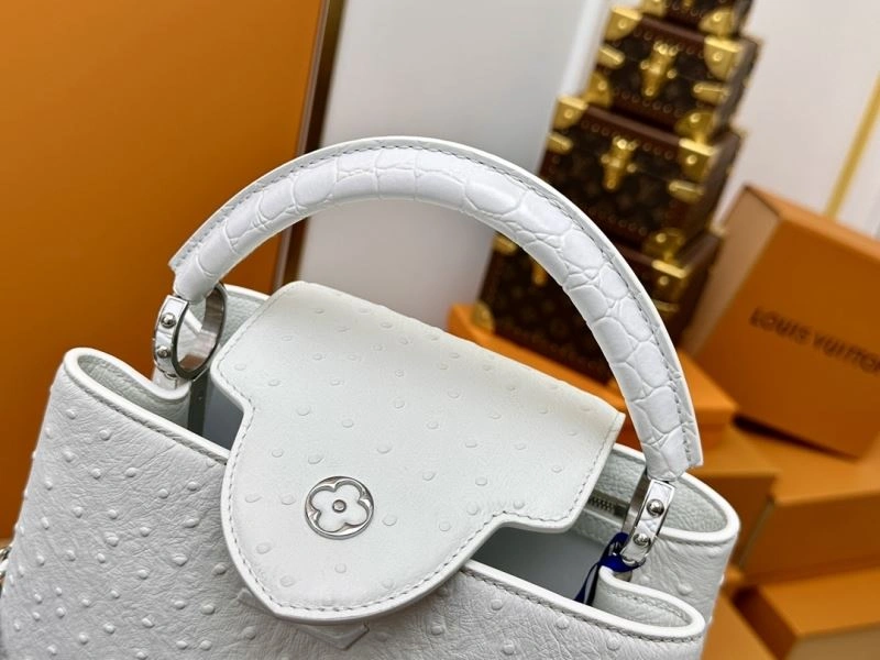 Comfortable Louis Vuitton Capucines BB Bags 93845