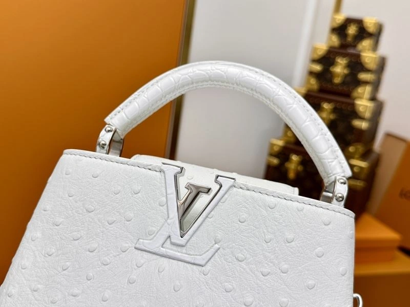 Louis Vuitton Capucines BB Bags BestValue 93844