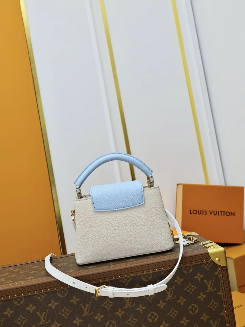 RelaxedFit Louis Vuitton Capucines BB Bags 93836