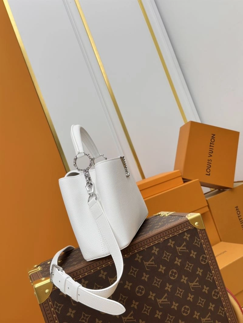 OnTrend Louis Vuitton Capucines BB Bags 93852