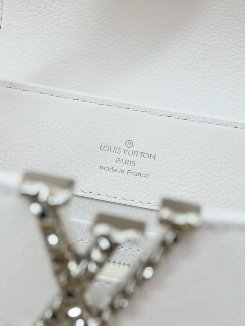 OnTrend Louis Vuitton Capucines BB Bags 93852