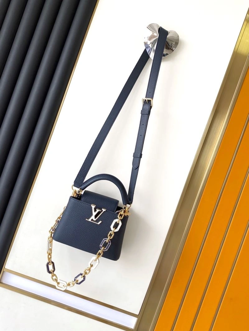 SmoothTexture Louis Vuitton Capucines BB Bags 93824