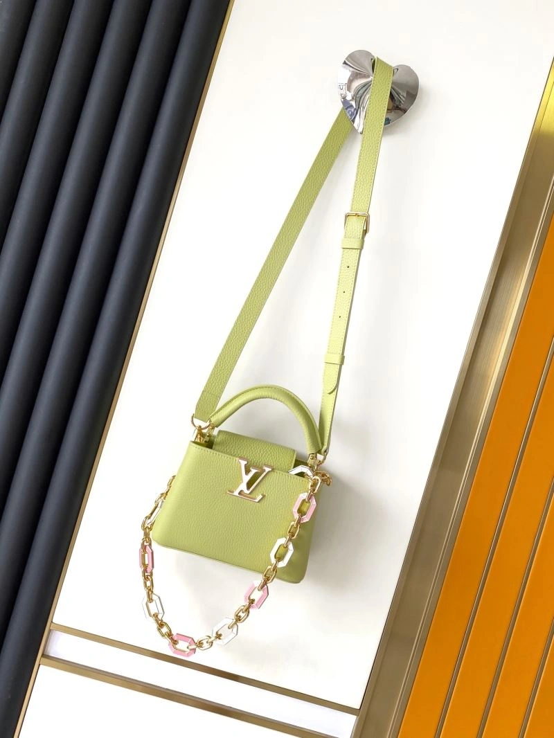 Louis Vuitton Capucines BB Bags Cozy 93820