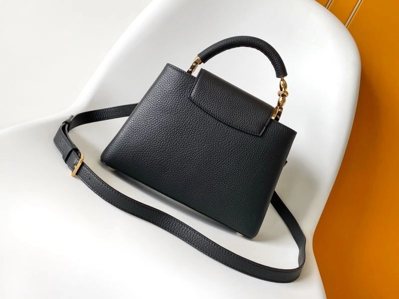 UrbanChic Louis Vuitton Capucines BB Bags 93819