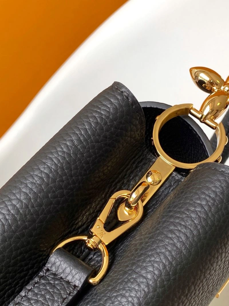 UrbanChic Louis Vuitton Capucines BB Bags 93819