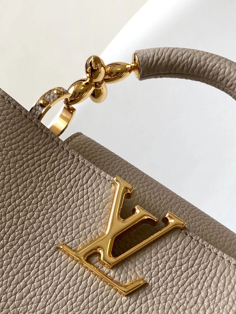 Minimalist Louis Vuitton Capucines BB Bags 93814