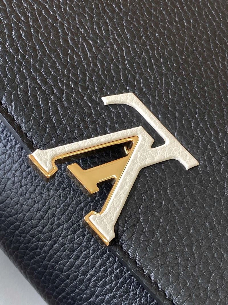 Cozy Louis Vuitton Capucines BB Bags 93843