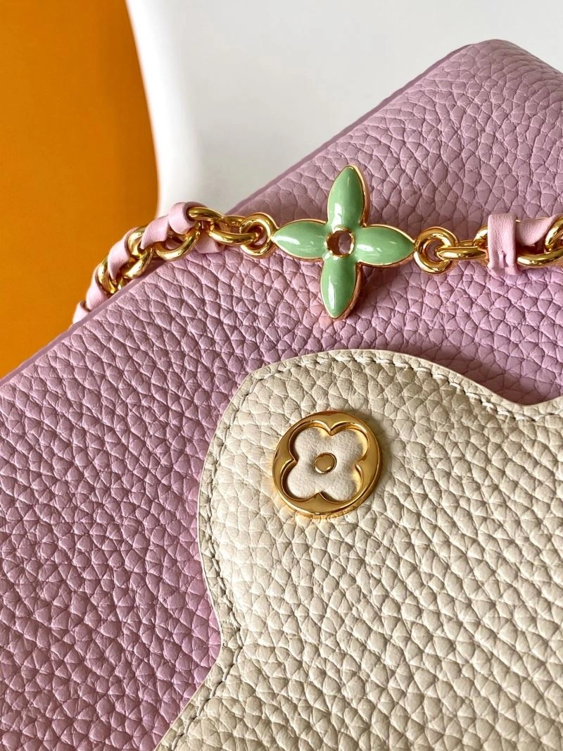 Cozy Louis Vuitton Capucines BB Bags 93842
