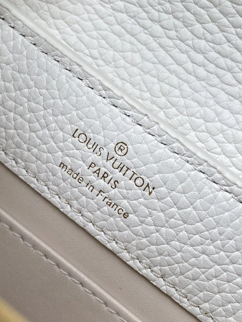 Louis Vuitton Capucines BB Bags Snug 93803