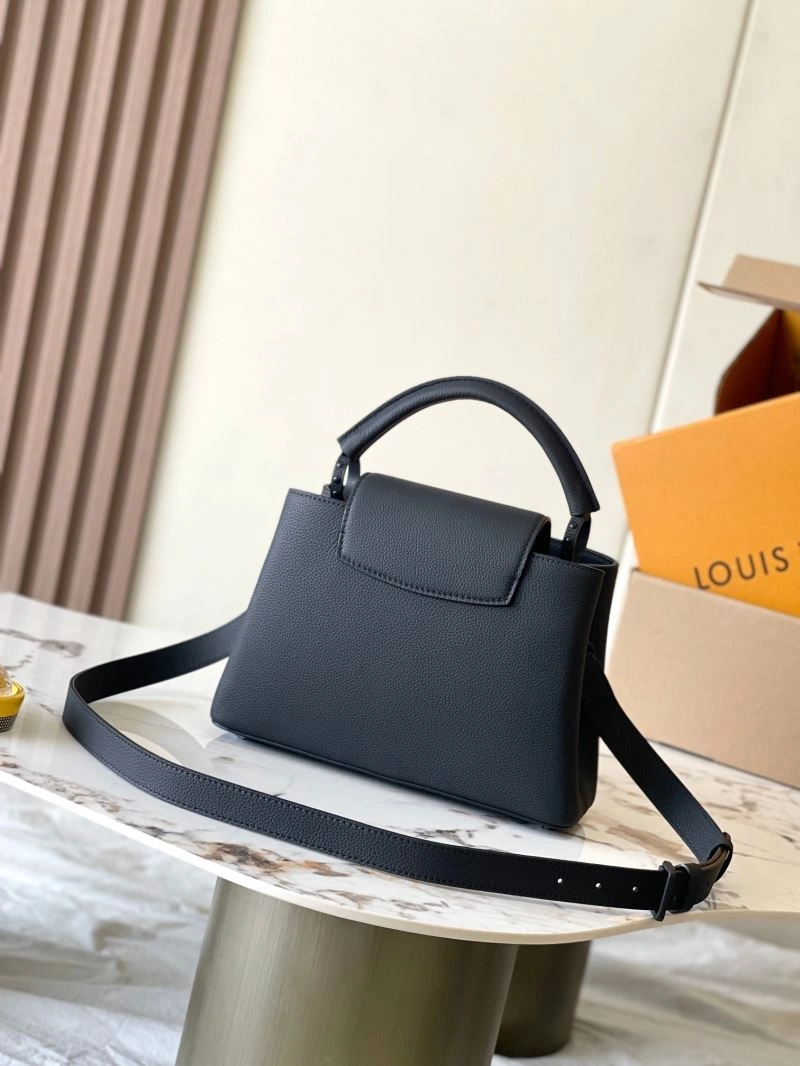Practical Louis Vuitton Capucines BB Bags 93637