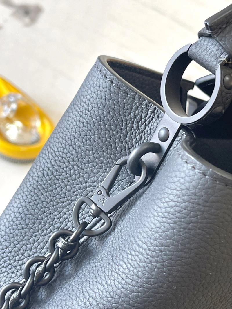 Bold Louis Vuitton Capucines BB Bags 93635