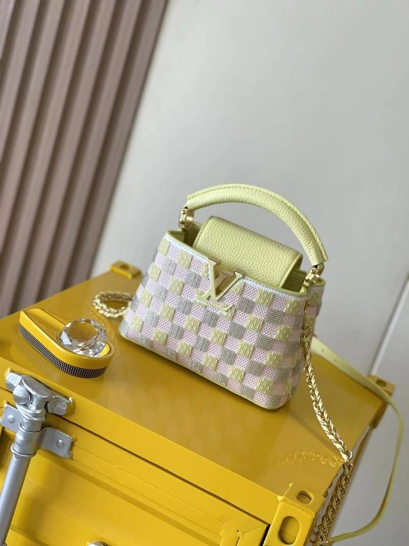 Trendsetting Louis Vuitton Capucines BB Bags 93633