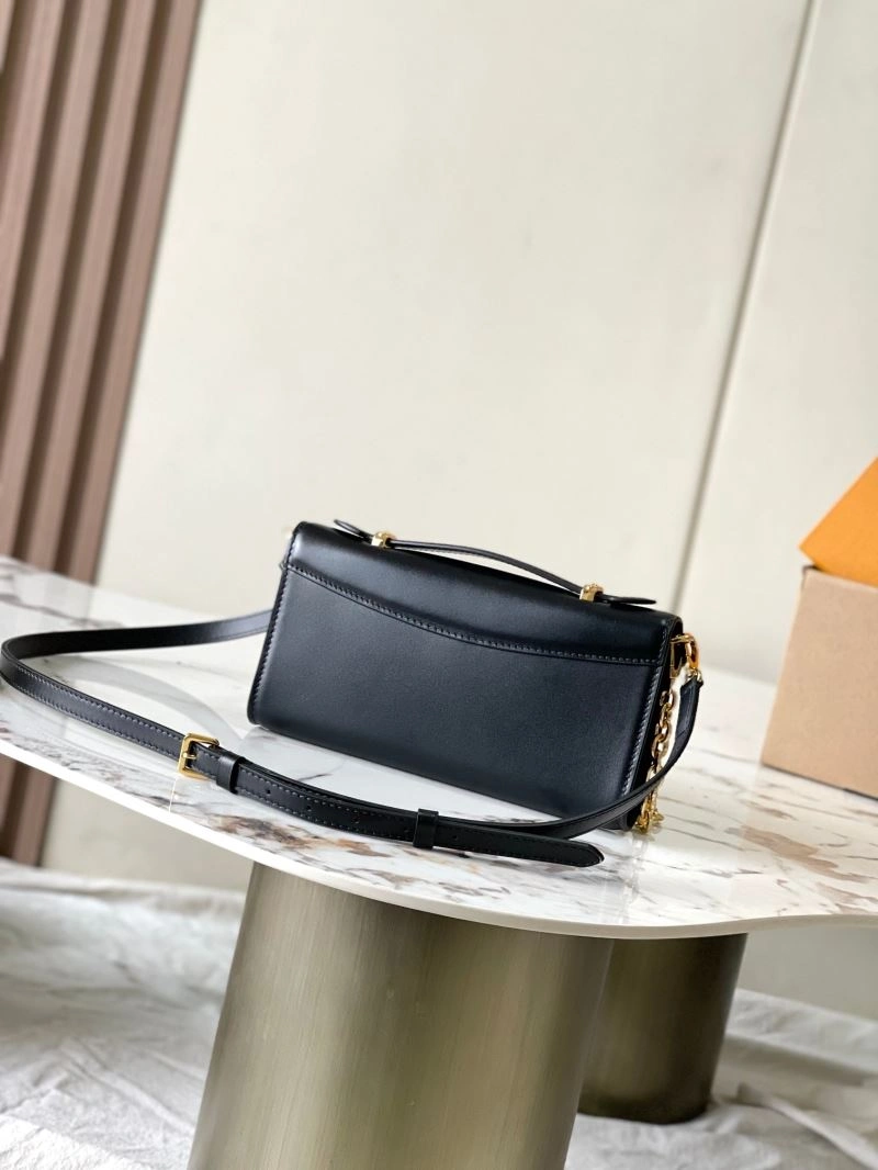 ZipUp Louis Vuitton Capucines BB Bags 93631