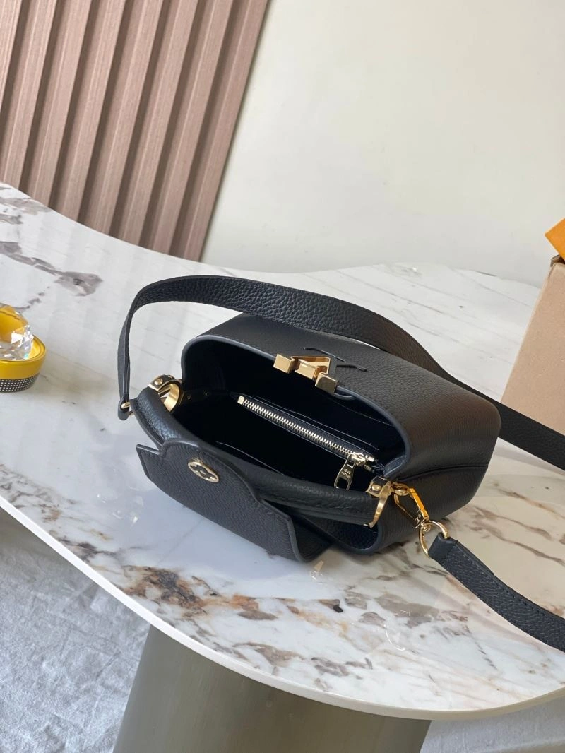 Louis Vuitton Capucines BB Bags Trendsetting 93625