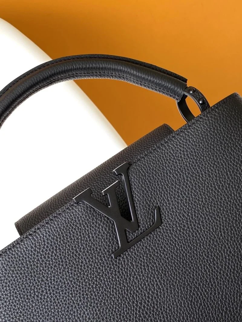 Compact Louis Vuitton Capucines BB Bags 43387
