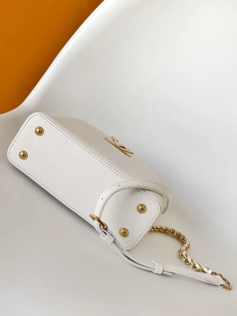 Louis Vuitton Capucines BB Bags StreetReady 43382