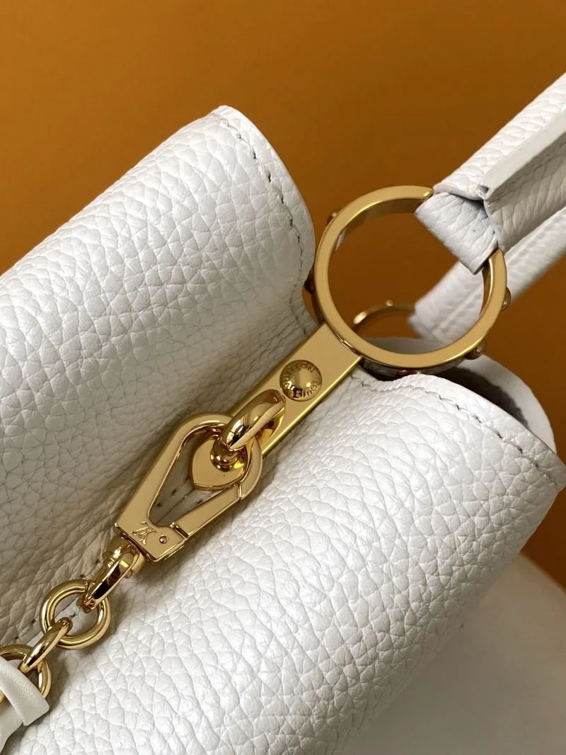 Louis Vuitton Capucines BB Bags OdorResistant 43417