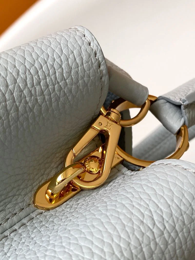 Casual Louis Vuitton Capucines BB Bags 43381