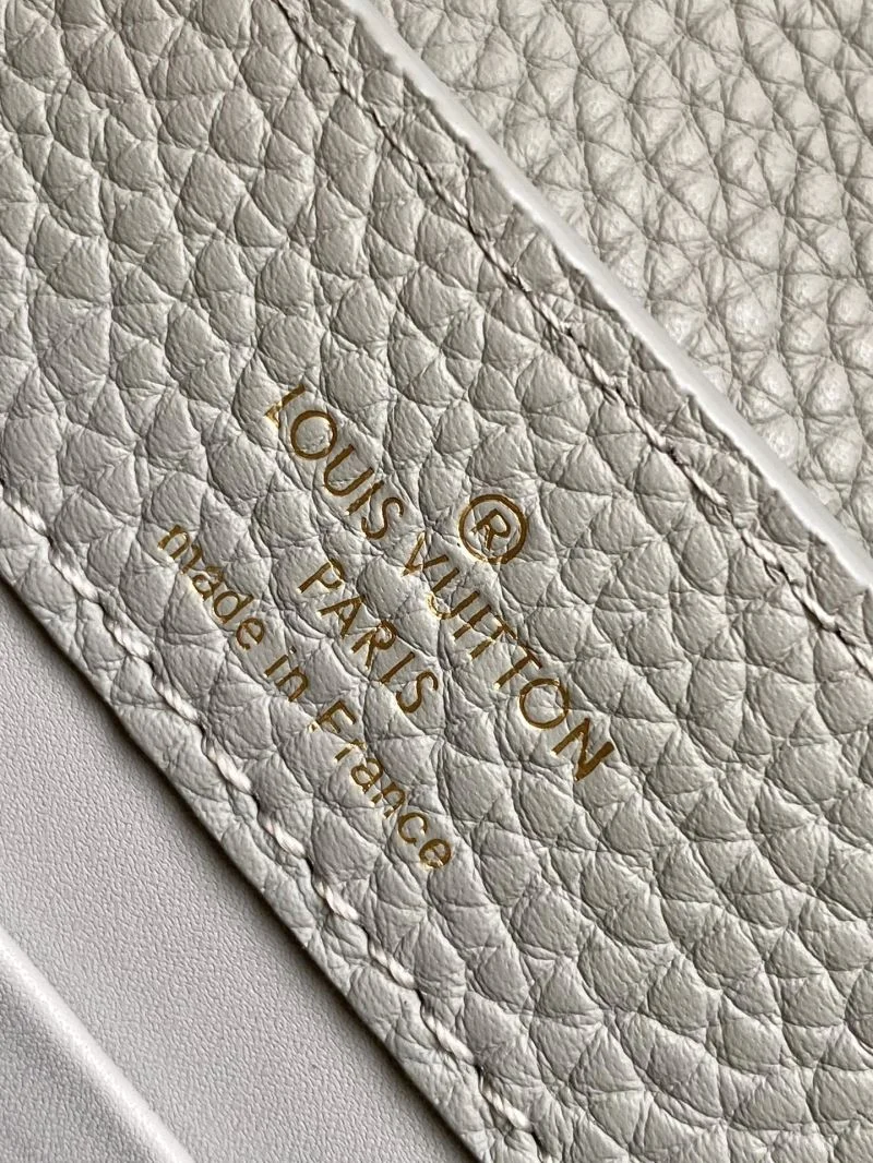Louis Vuitton Capucines BB Bags Lightweight 43366