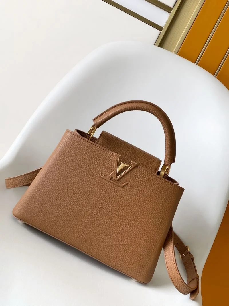 Stretchable Louis Vuitton Capucines BB Bags 43379