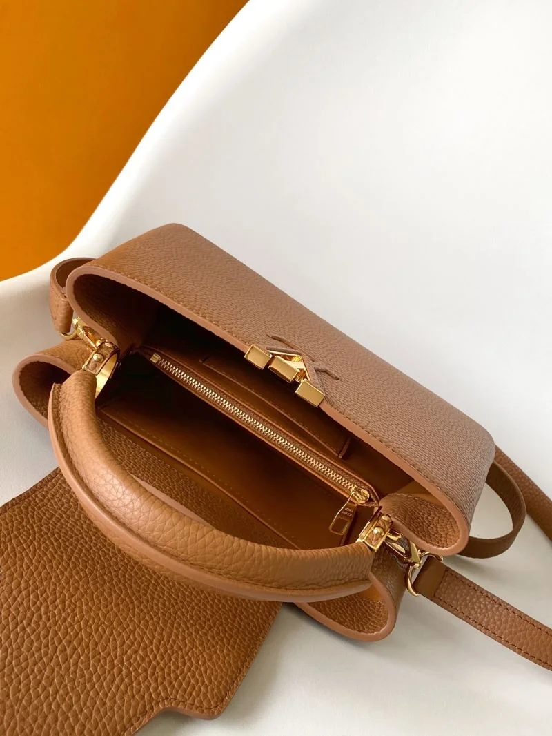 Stretchable Louis Vuitton Capucines BB Bags 43379