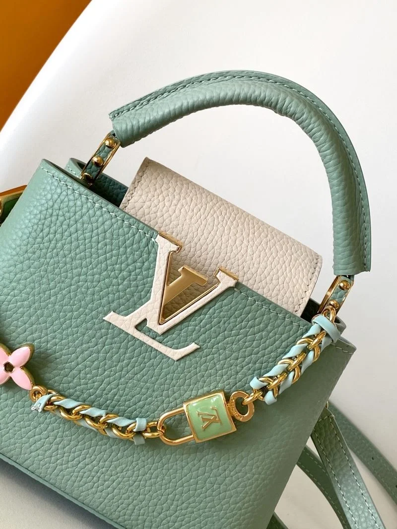Modern Louis Vuitton Capucines BB Bags 43409