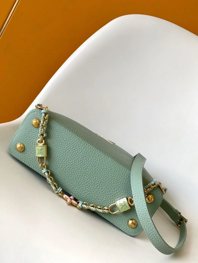 UrbanChic Louis Vuitton Capucines BB Bags 43458