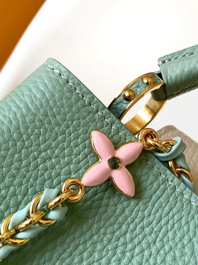 UrbanChic Louis Vuitton Capucines BB Bags 43458
