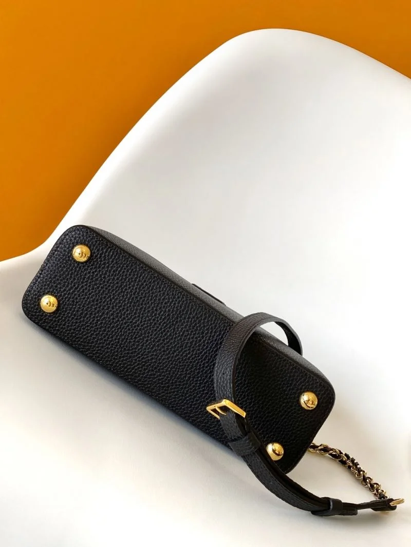 BestValue Louis Vuitton Capucines BB Bags 43372