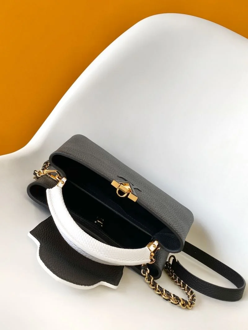 BestValue Louis Vuitton Capucines BB Bags 43372