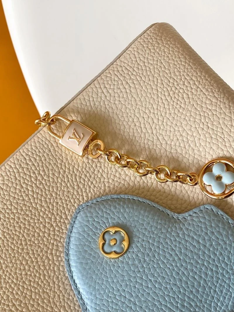 Timeless Louis Vuitton Capucines BB Bags 43389