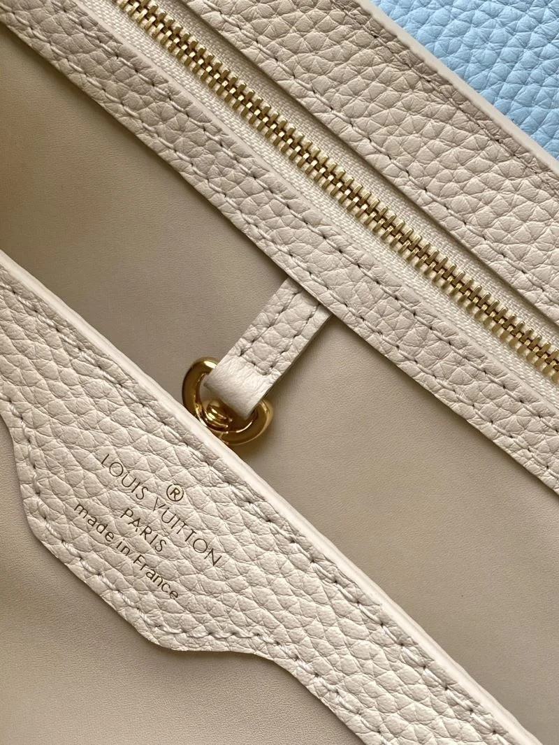 Timeless Louis Vuitton Capucines BB Bags 43389
