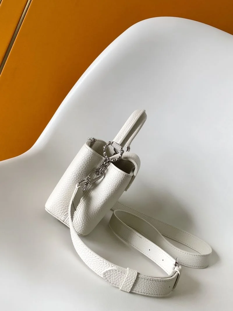 Louis Vuitton Capucines BB Bags Practical 42977