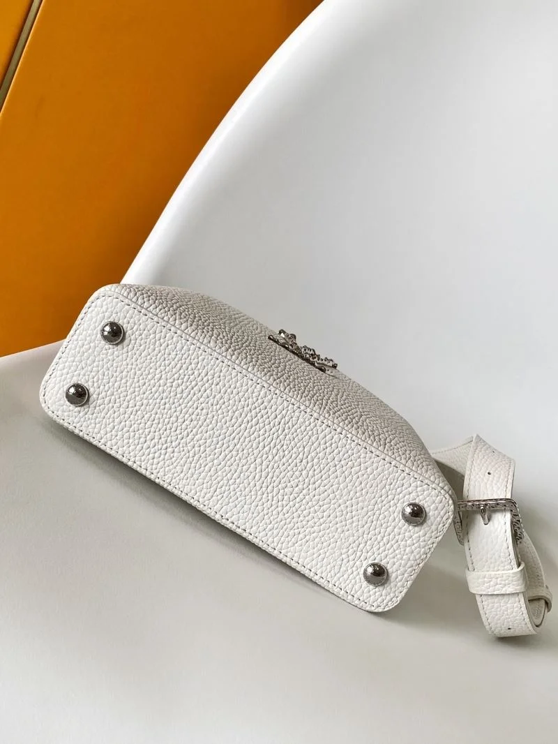 Louis Vuitton Capucines BB Bags Practical 42977