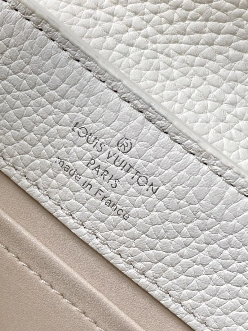 Louis Vuitton Capucines BB Bags Practical 42977
