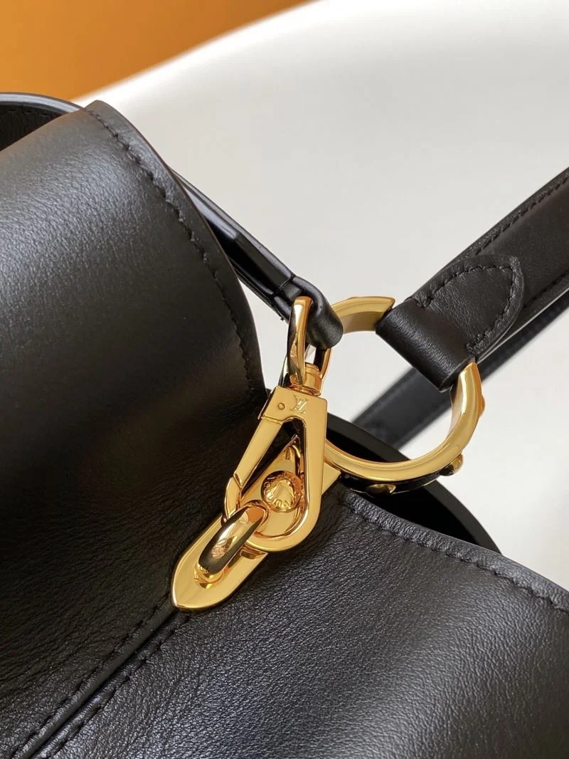 TechFriendly Louis Vuitton Capucines BB Bags 42969