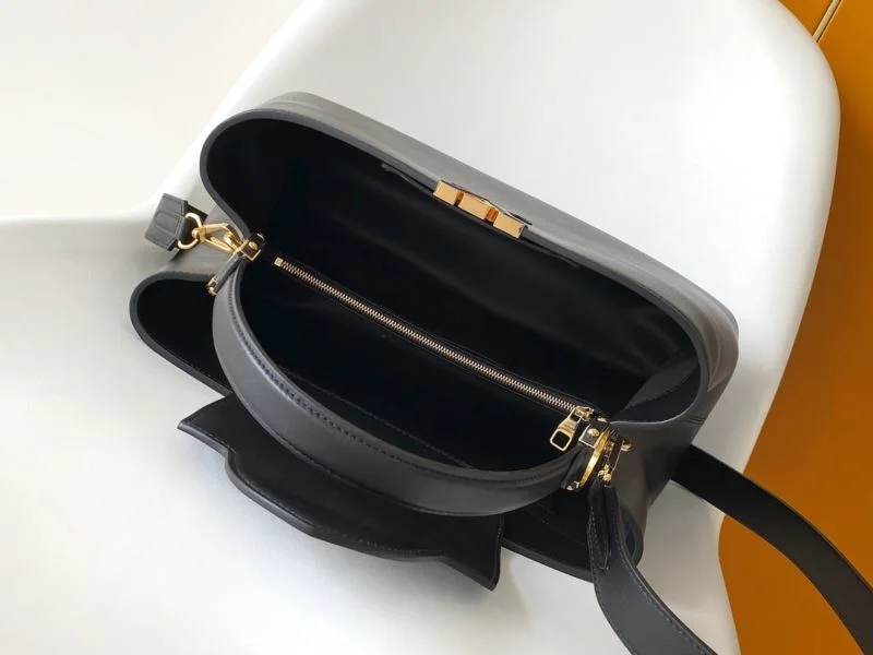 TechFriendly Louis Vuitton Capucines BB Bags 42969