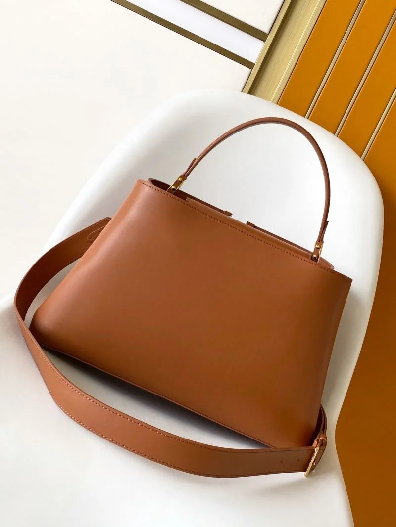 Bold Louis Vuitton Capucines BB Bags 42978