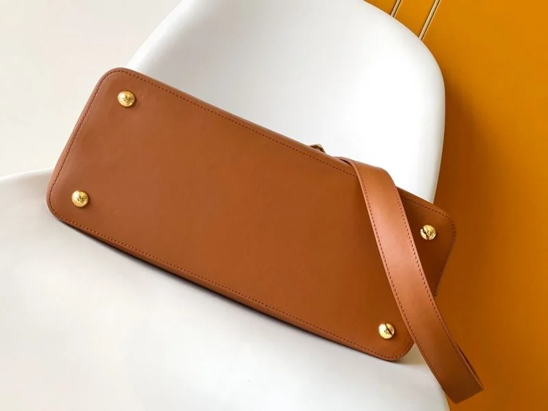 Bold Louis Vuitton Capucines BB Bags 42978