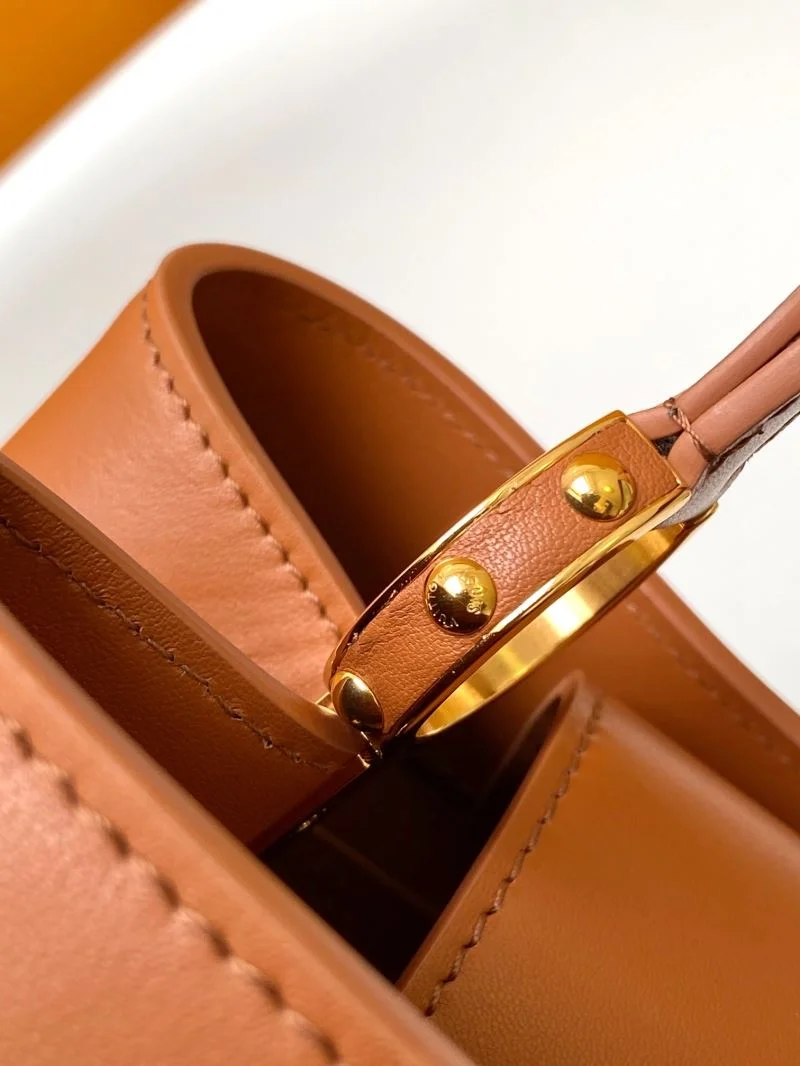 Bold Louis Vuitton Capucines BB Bags 42978