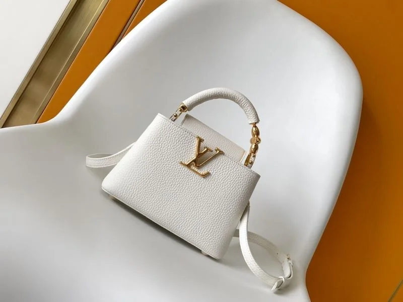 Youthful Louis Vuitton Capucines BB Bags 42998