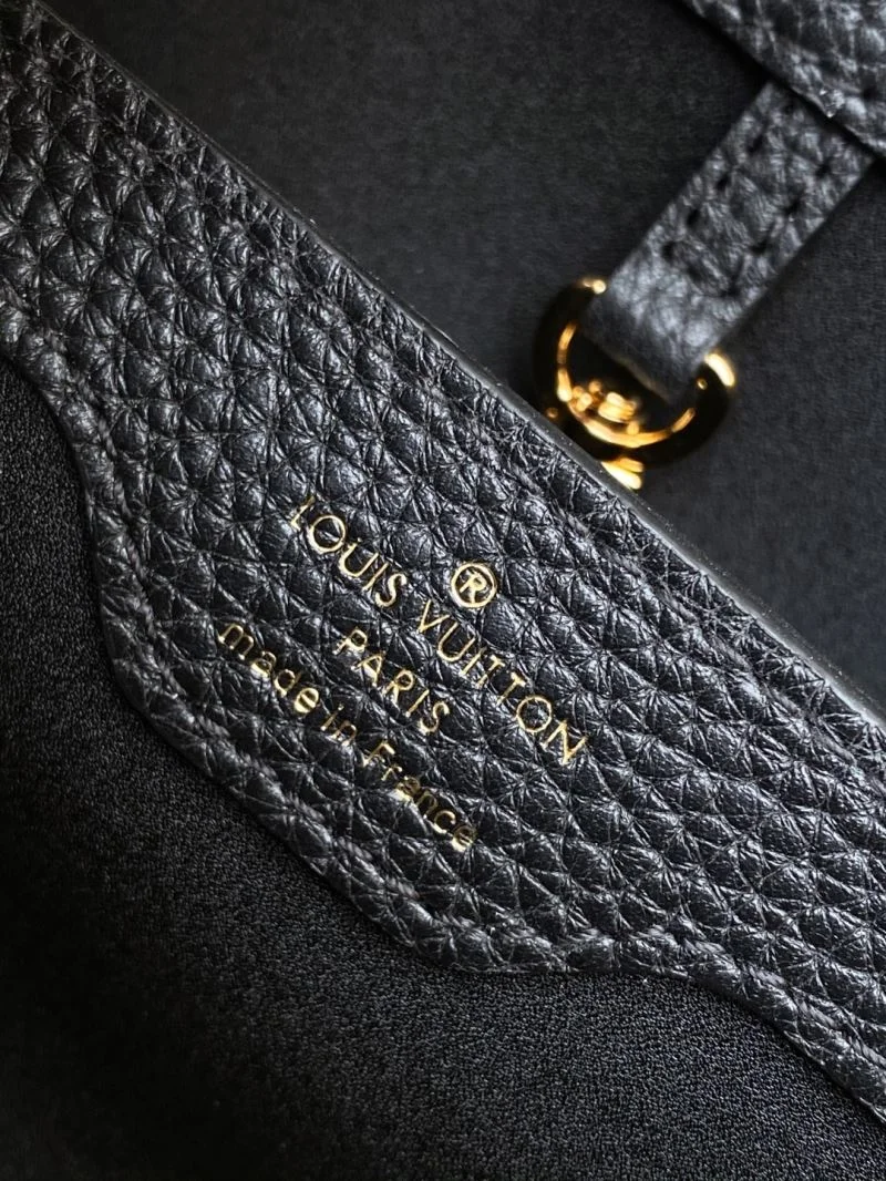 FashionForward Louis Vuitton Capucines BB Bags 42966