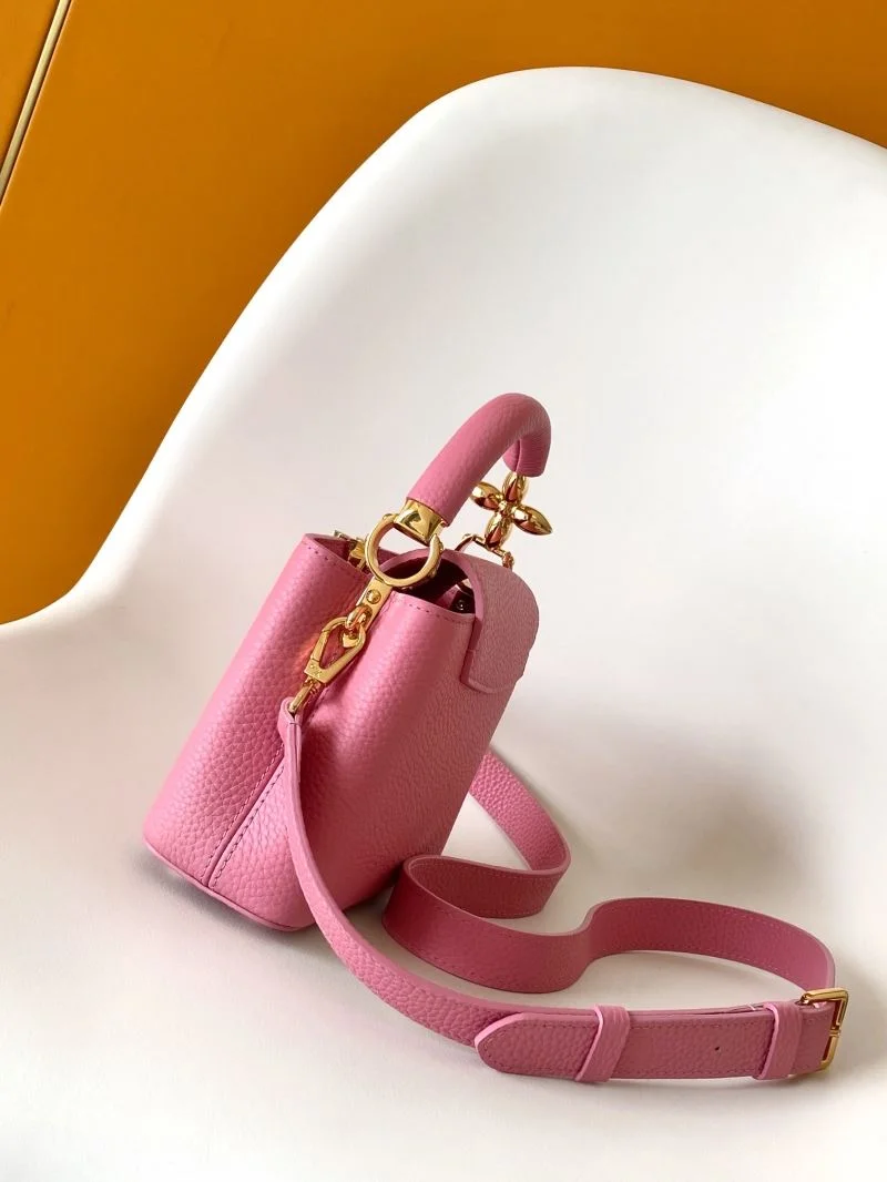Elegant Louis Vuitton Capucines BB Bags 42975
