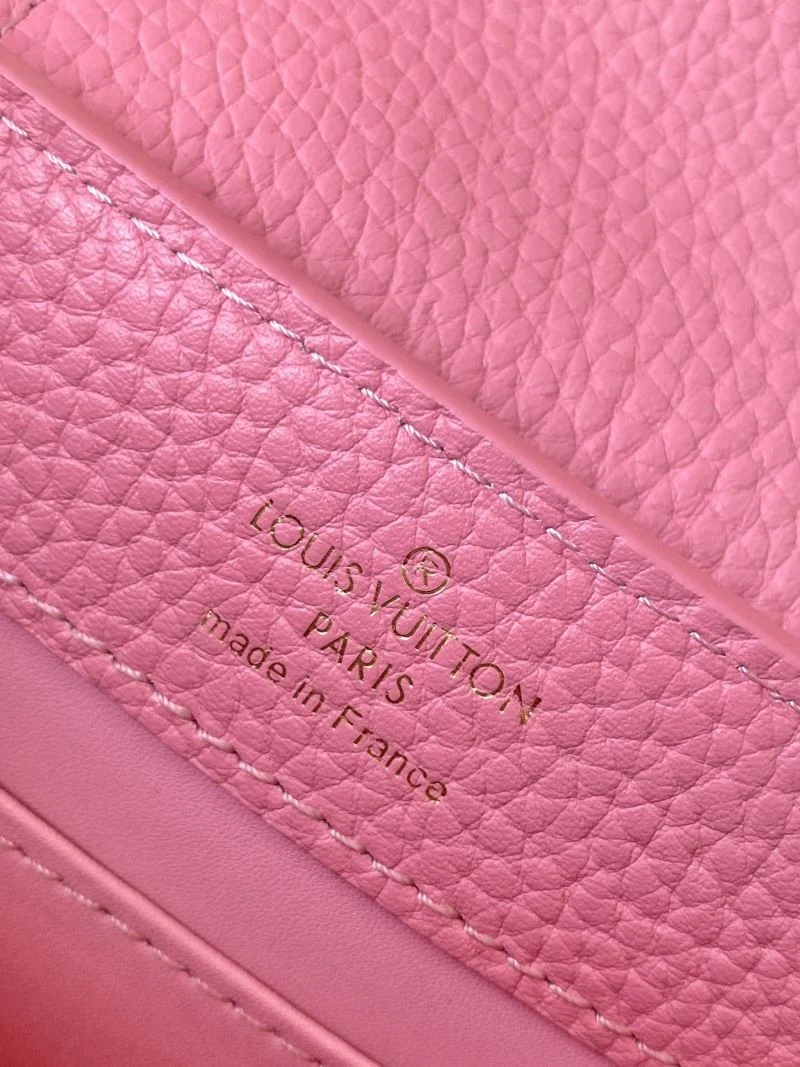 Elegant Louis Vuitton Capucines BB Bags 42975